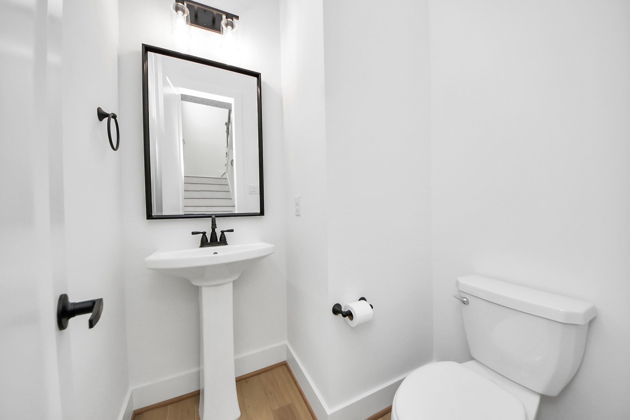 721 Marcella Street, Unit F Houston, TX 77091 - Photo 11 of 24
