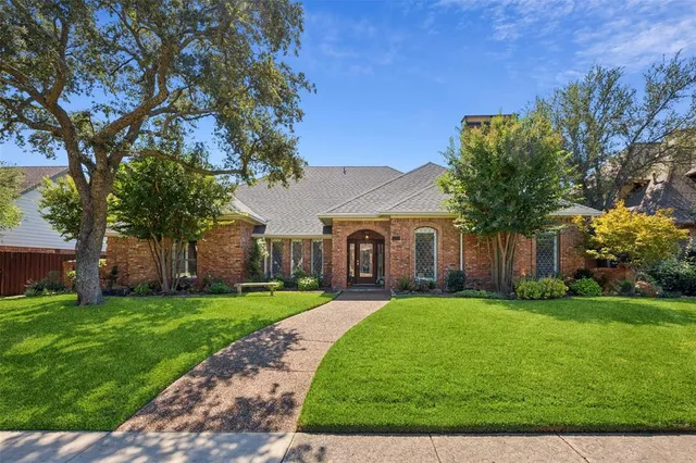 $775,000 | 3812 Portsmouth Circle, Plano, TX 75023