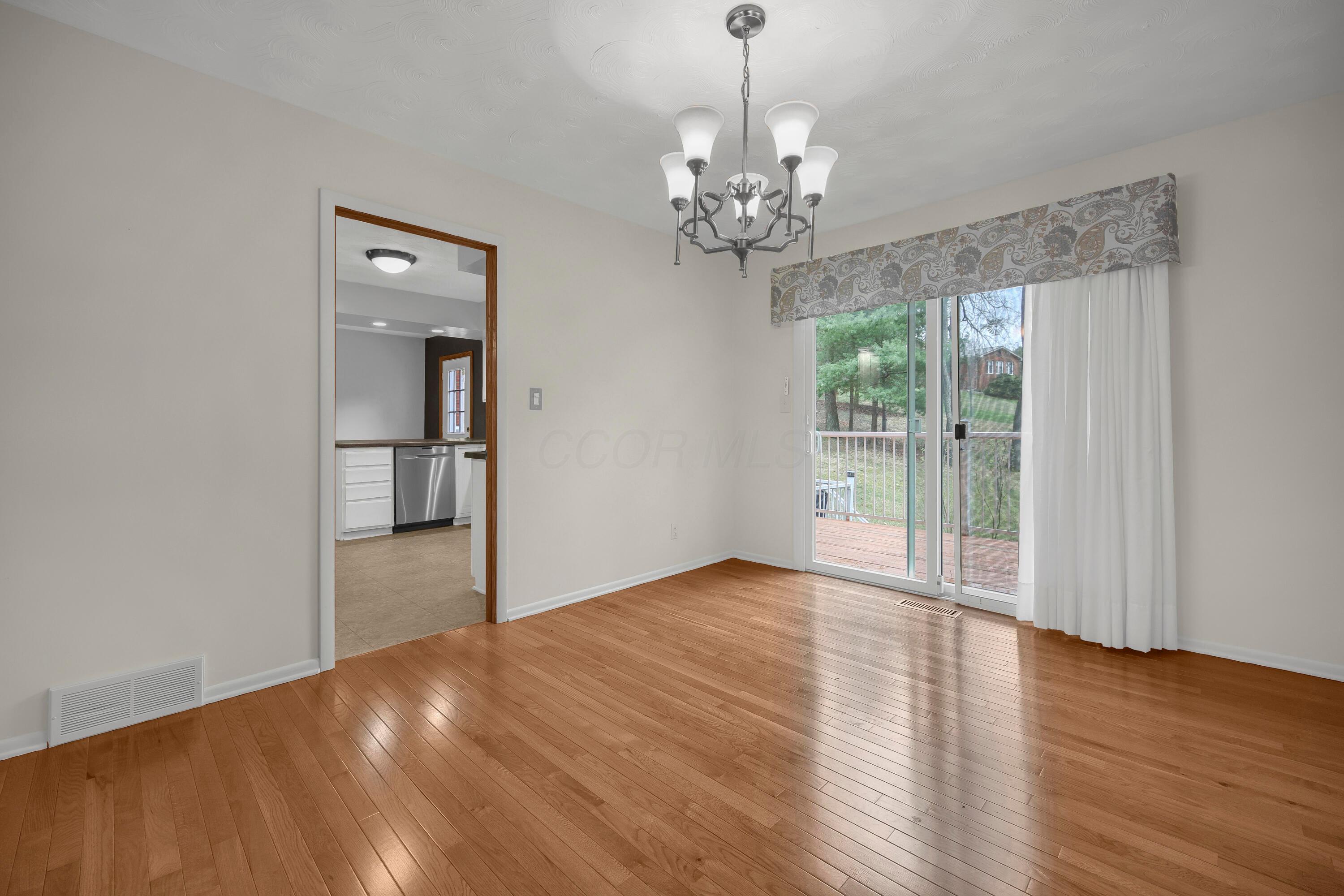 1871 Blue Jay Road Heath, OH 43056 - Photo 7 of 46 5X4A0023