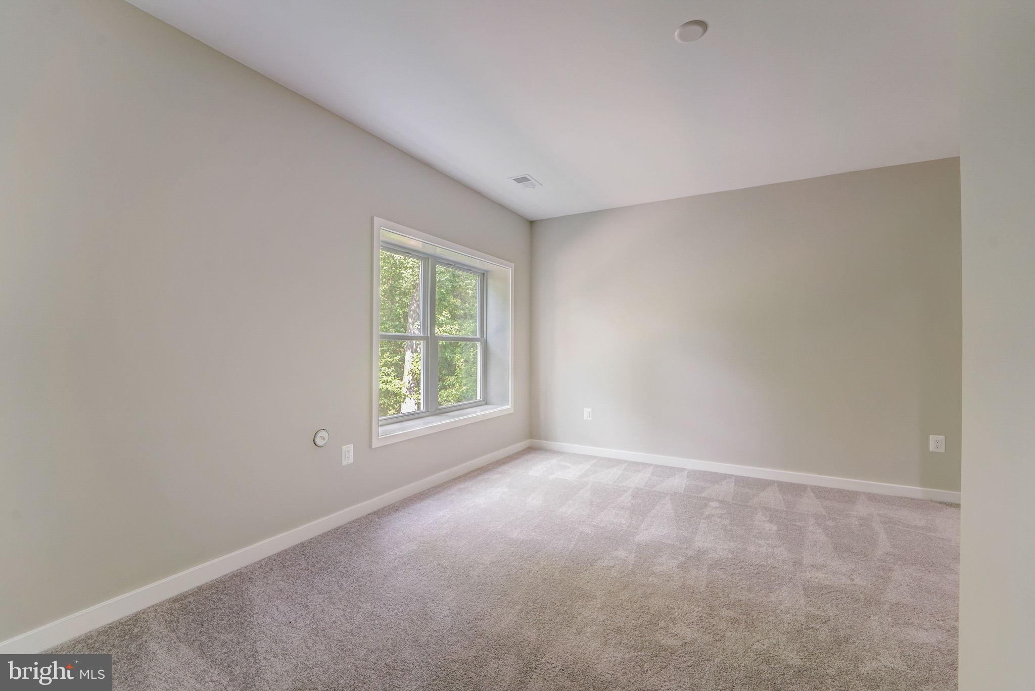 7618 Carla Road Pikesville, MD 21208 - Photo 23 of 44