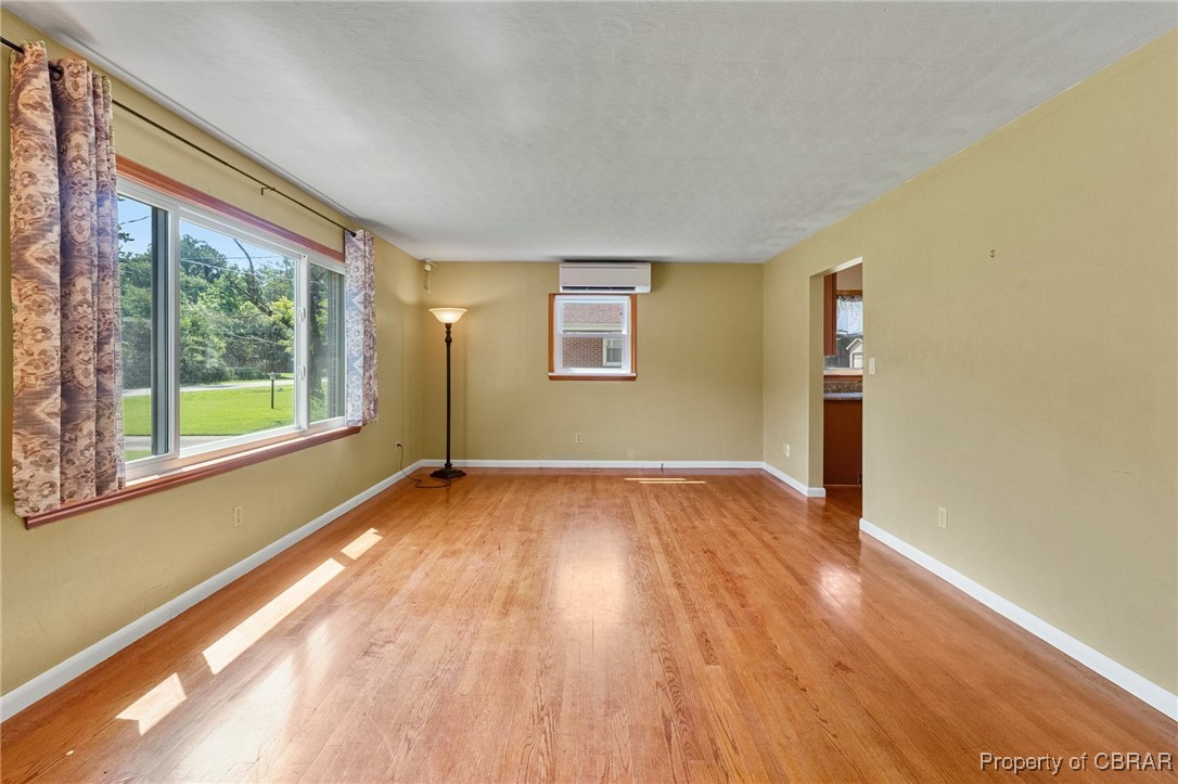 117 Purgold Road Seaford, VA 23696 - Photo 6 of 39 Gallery Image 6