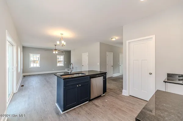 $2,000 | 533 Stadium Drive, Cameron, NC 28326