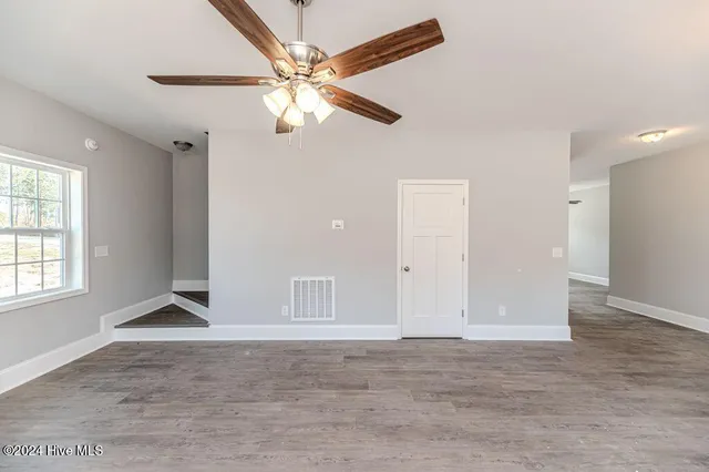 $2,000 | 533 Stadium Drive, Cameron, NC 28326