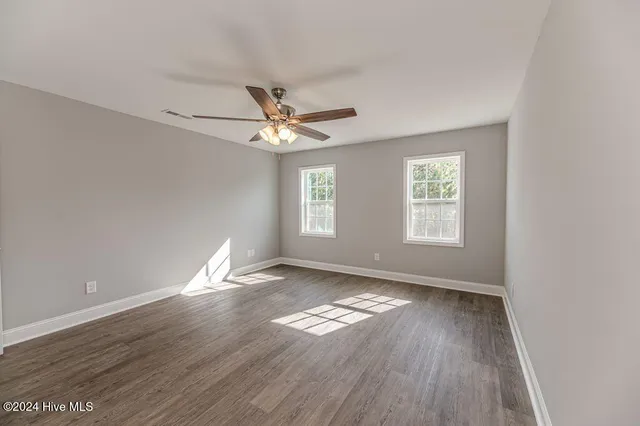 $2,000 | 533 Stadium Drive, Cameron, NC 28326