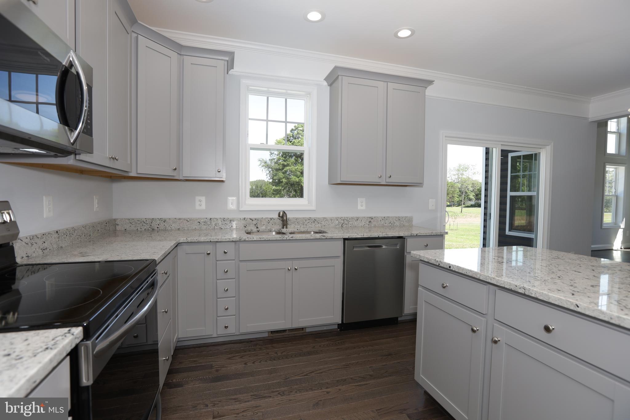 11893 Bradley Forest Road Manassas, VA 20112 - Photo 19 of 60 Kitchen