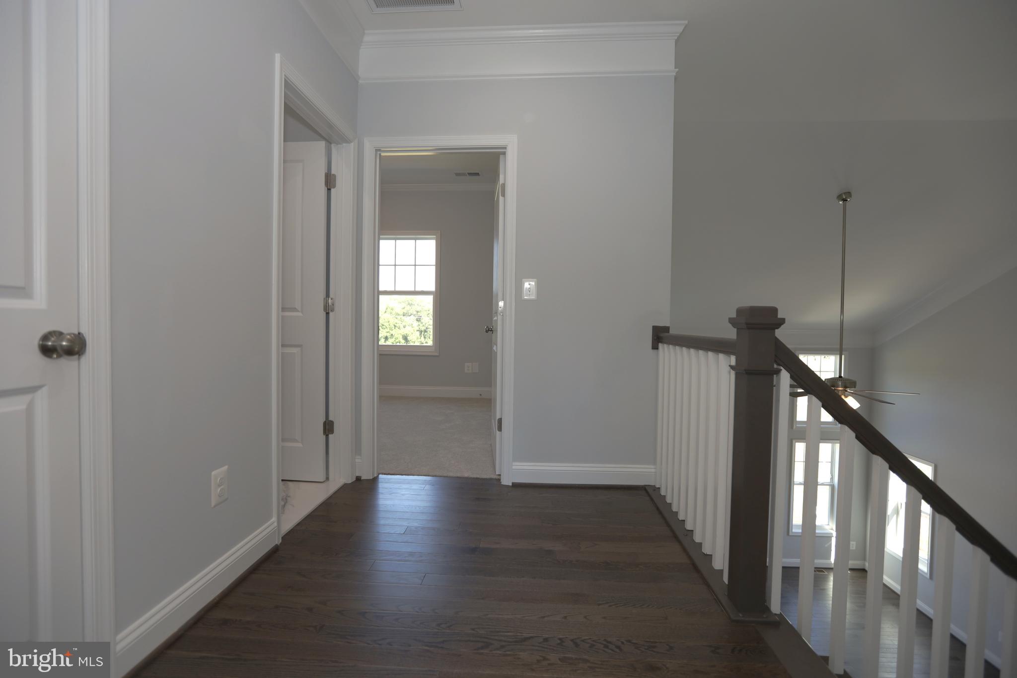11893 Bradley Forest Road Manassas, VA 20112 - Photo 35 of 60 UL Landing