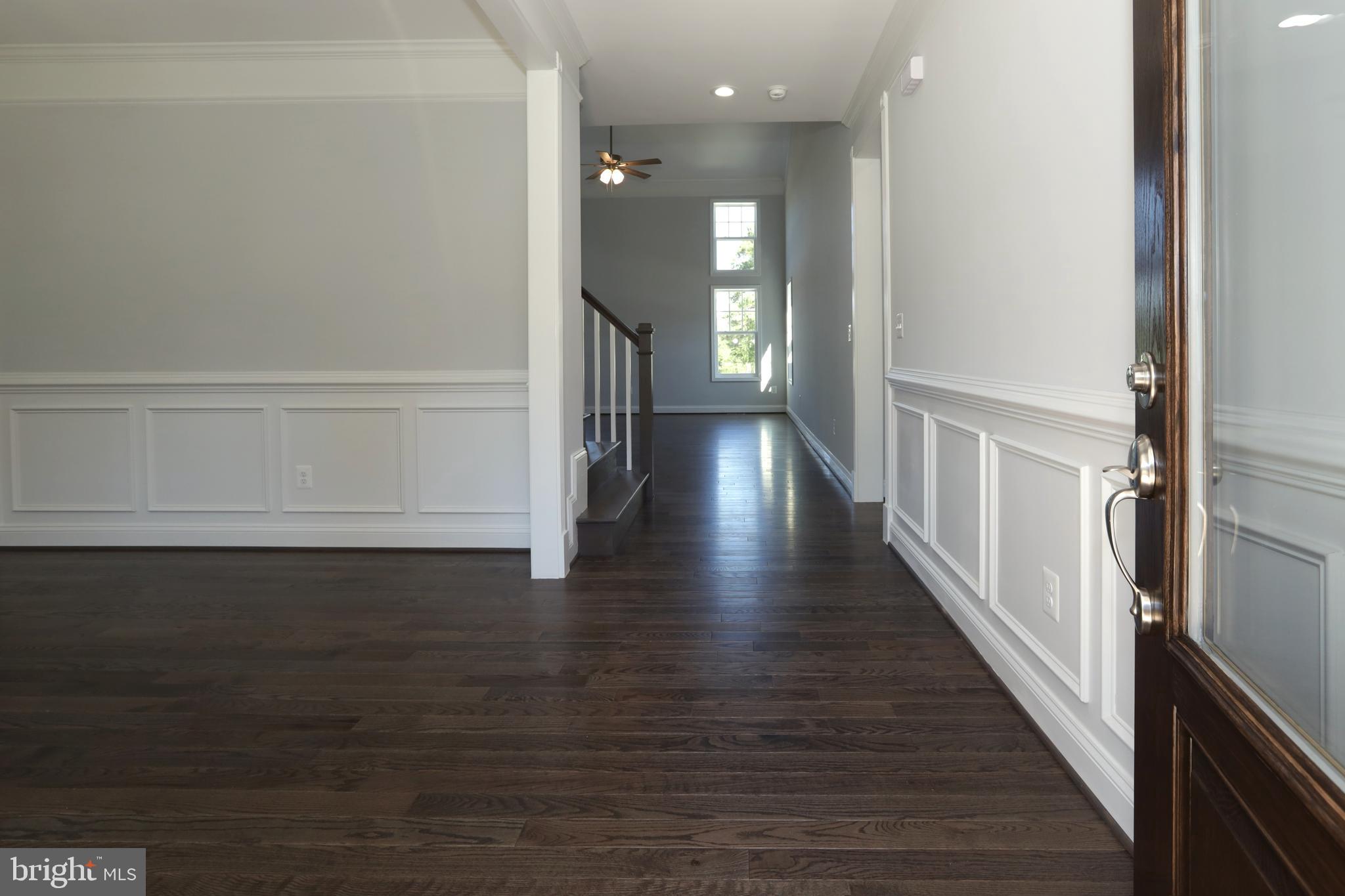 11893 Bradley Forest Road Manassas, VA 20112 - Photo 5 of 60 Foyer