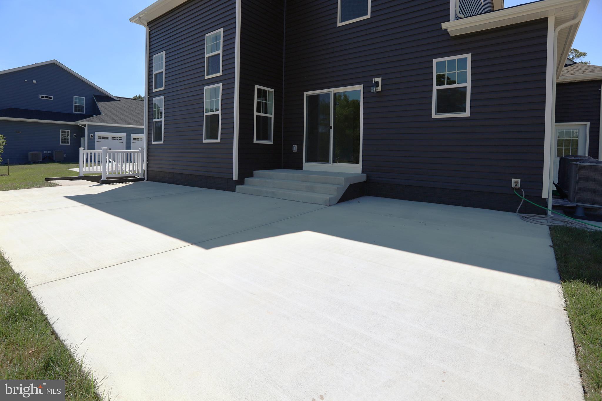 11893 Bradley Forest Road Manassas, VA 20112 - Photo 55 of 60 Patio