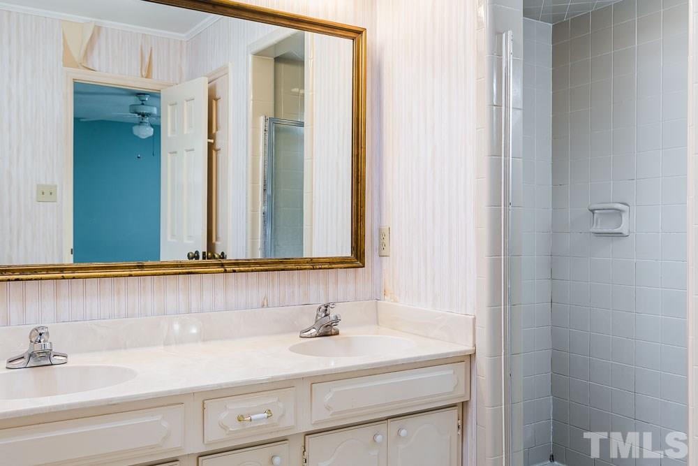 5413 Mapleridge Road Raleigh, NC 27609 - Photo 14 of 20