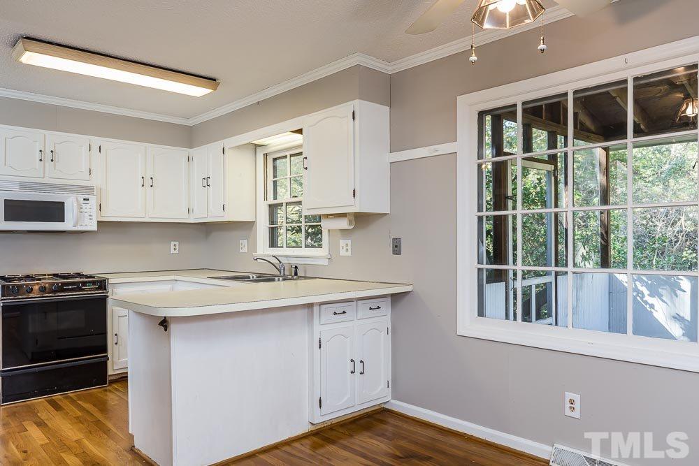 5413 Mapleridge Road Raleigh, NC 27609 - Photo 10 of 20