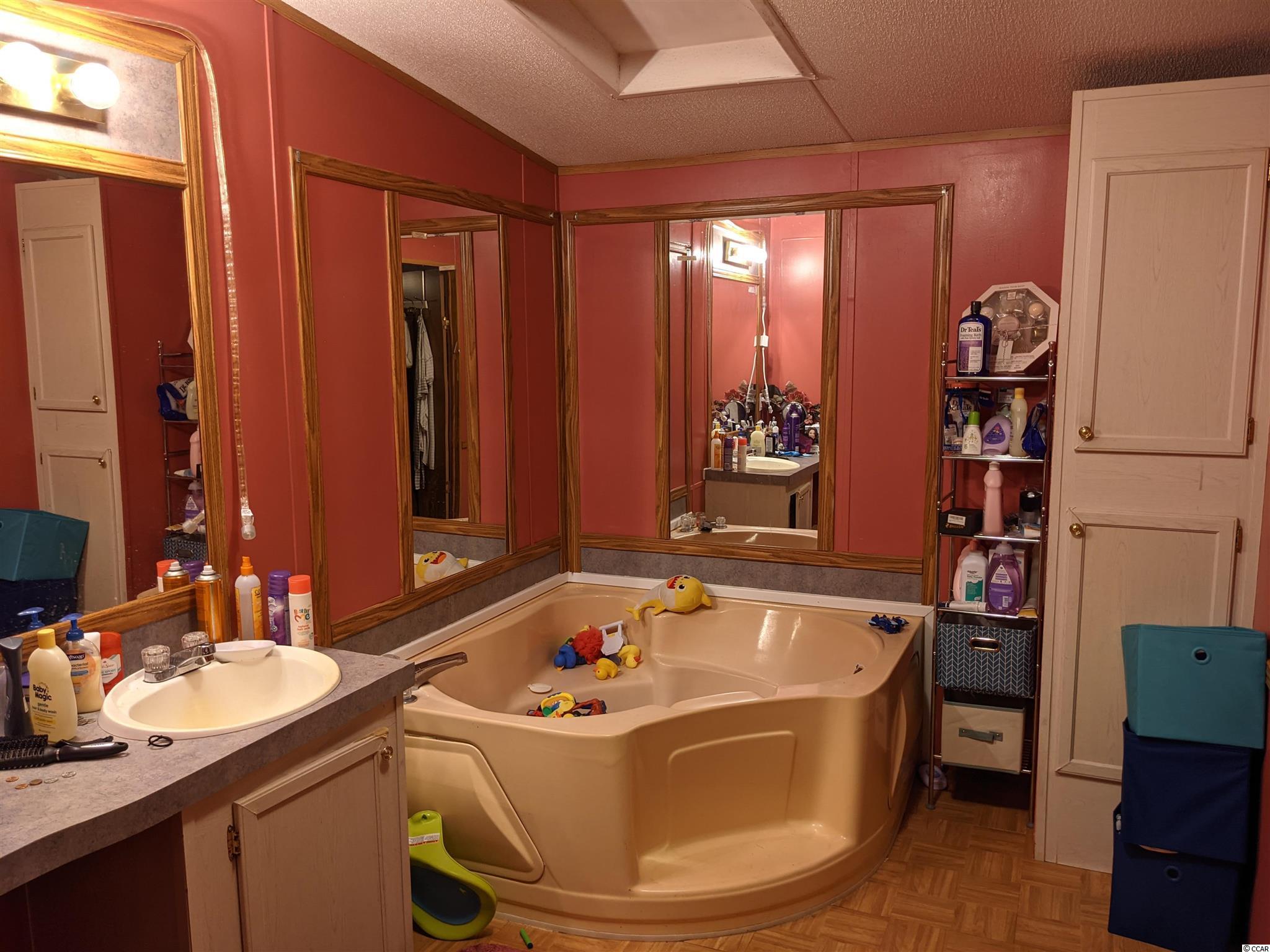186 Queens Road Little River, SC 29566 - Photo 10 of 28 Gallery Image 10