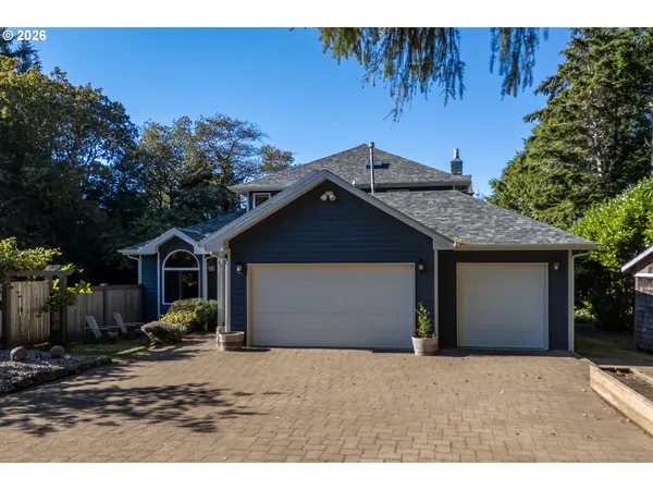 $995,000 | 65 Southeast Schoolhouse Street, Depoe Bay, OR 97341
