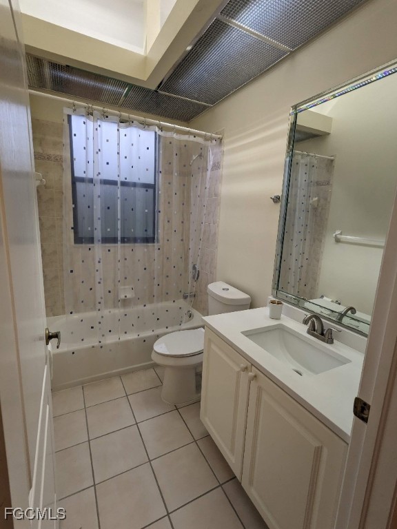 6876 Lone Oak Boulevard Naples, FL 34109 - Photo 13 of 15