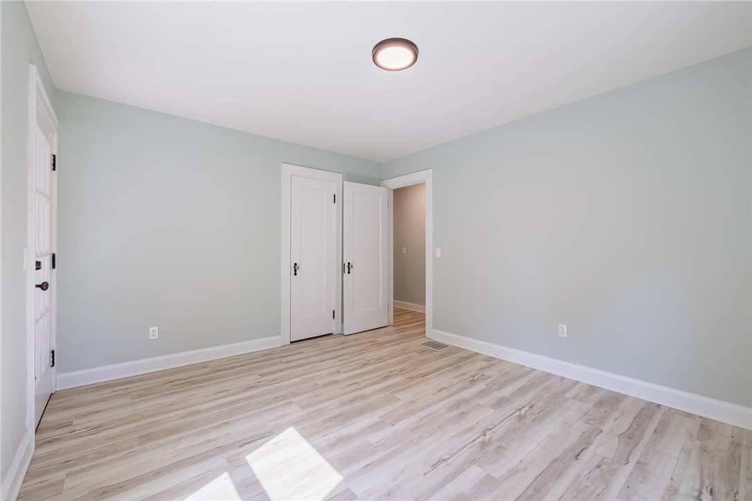 235 Garford Road Irondequoit, NY 14622 - Photo 15 of 30