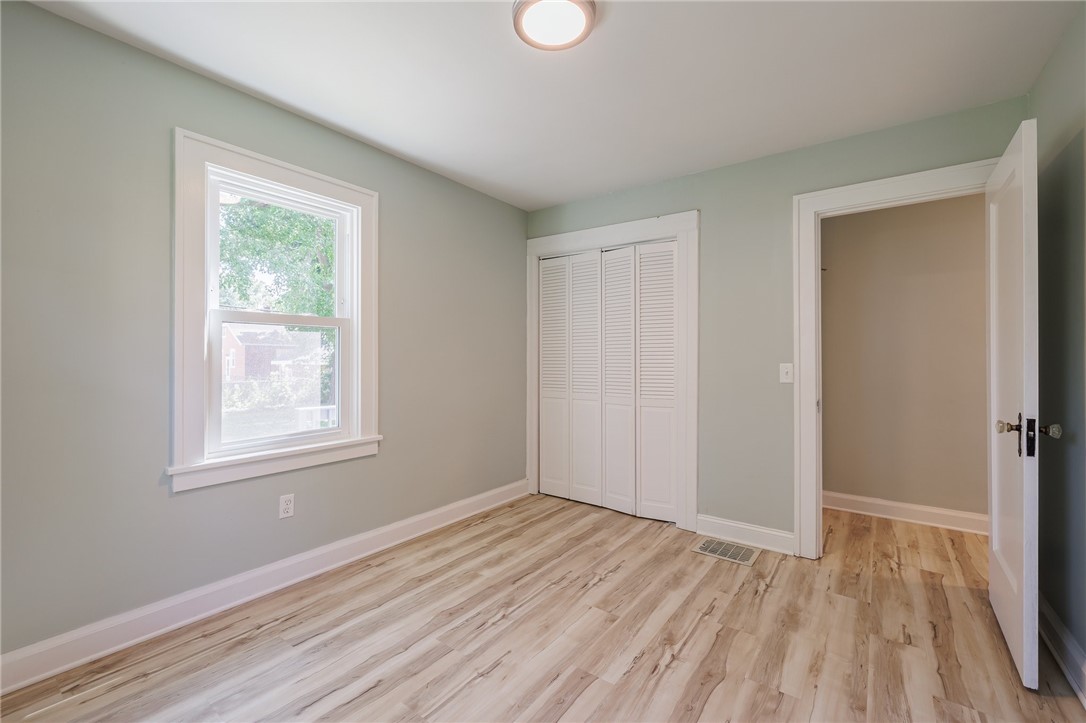 235 Garford Road Irondequoit, NY 14622 - Photo 17 of 30