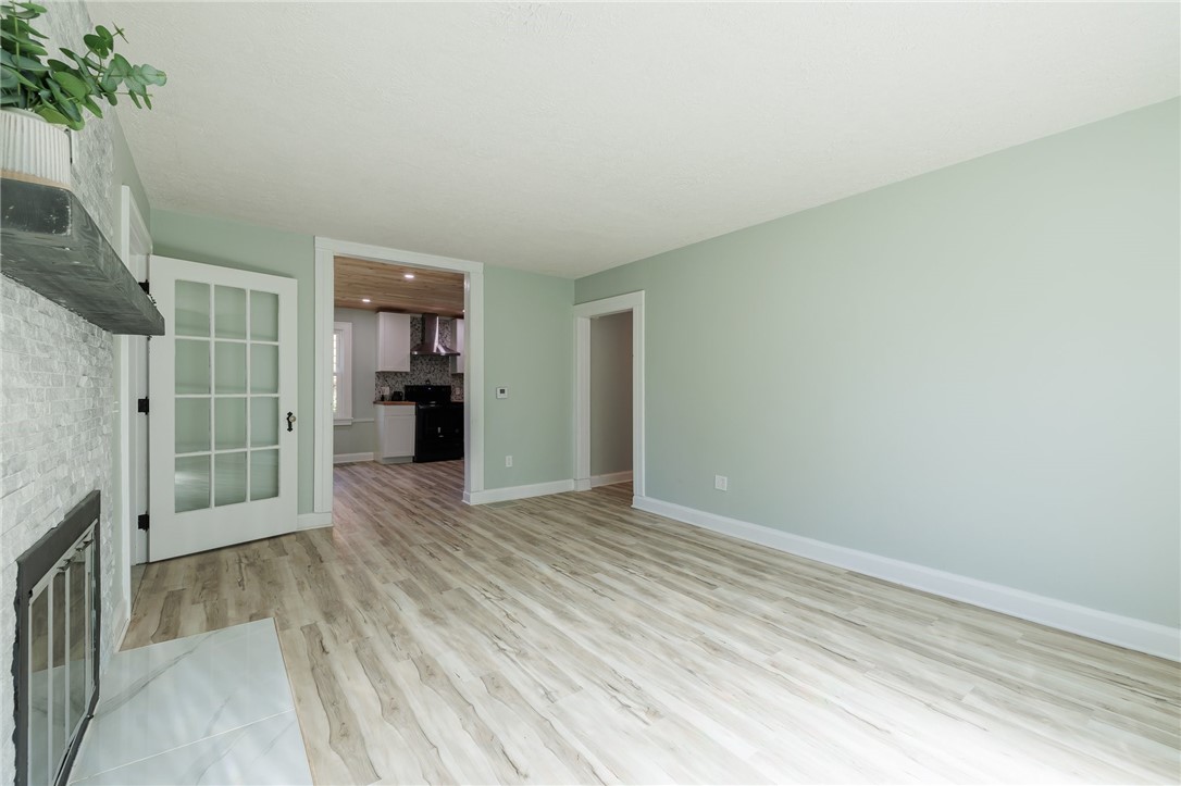 235 Garford Road Irondequoit, NY 14622 - Photo 6 of 30