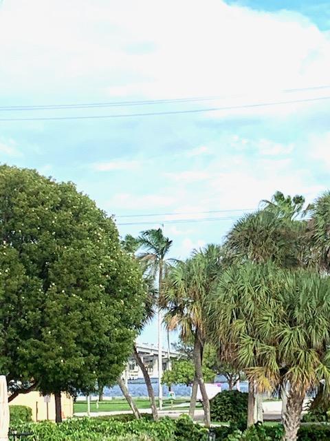 101 South Golfview Road, Unit 11 Lake Worth Beach, FL 33460 - Photo 21 of 26 U23