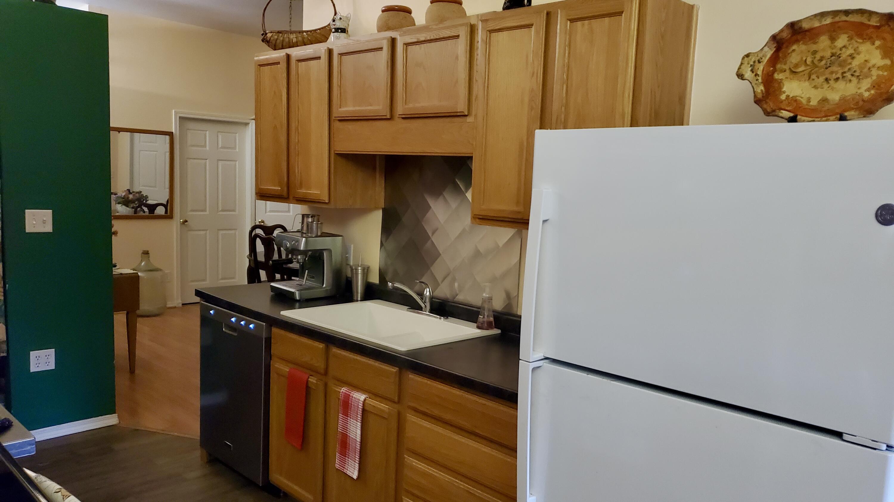 2639 South 3rd Street Niles, MI 49120 - Photo 11 of 92 A kitchen