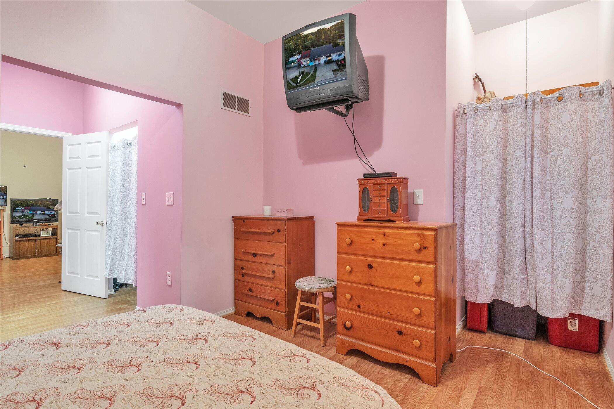 2639 South 3rd Street Niles, MI 49120 - Photo 26 of 92 A bedroom 3