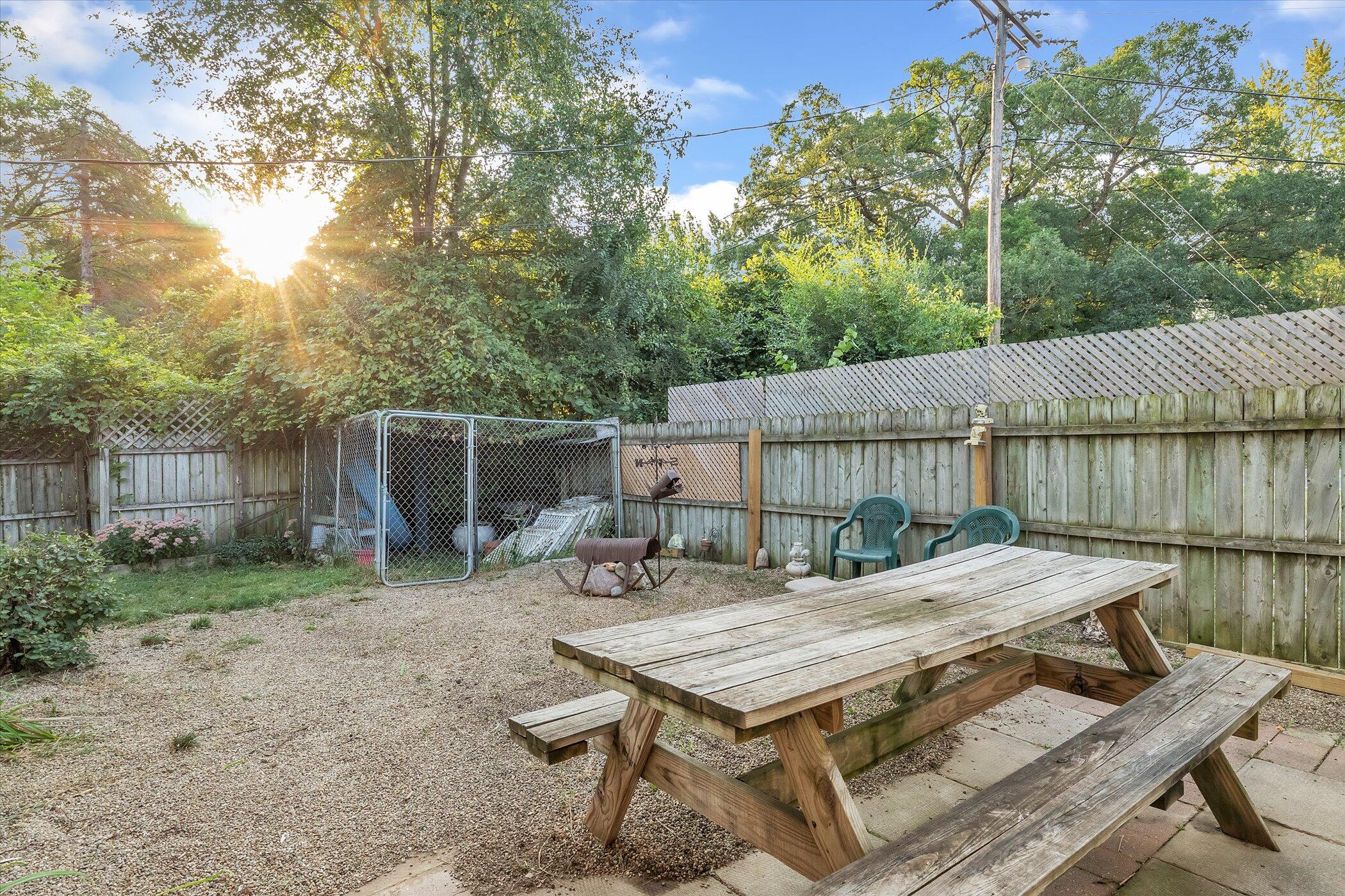 2639 South 3rd Street Niles, MI 49120 - Photo 37 of 92 A back yard