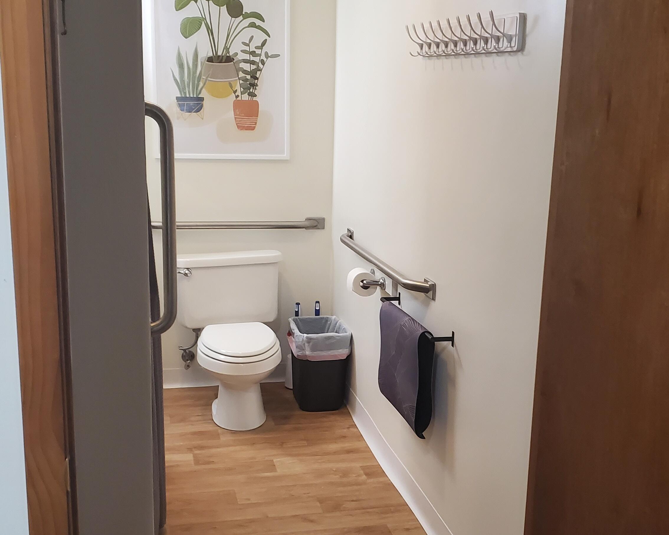 2639 South 3rd Street Niles, MI 49120 - Photo 74 of 92 C bathroom