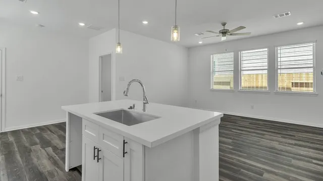 $265,400 | 14131 Mellow Pne Court, Houston, TX 77032