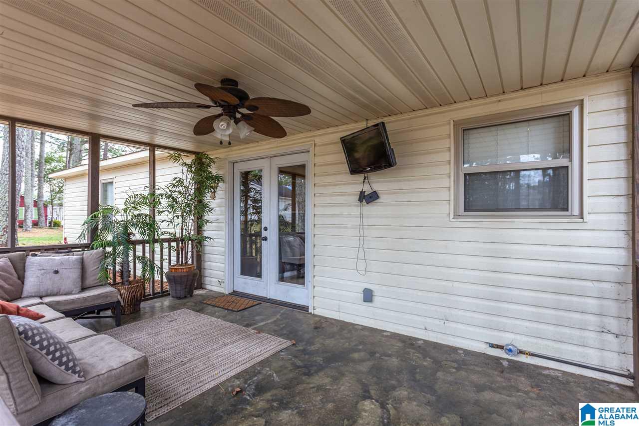 205 20th Street Northeast Oneonta, AL 35121 - Photo 34 of 36