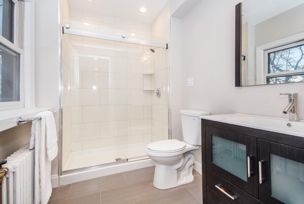 31 Winthrop Road, Unit 31 Brookline, MA 02445 - Photo 8 of 14