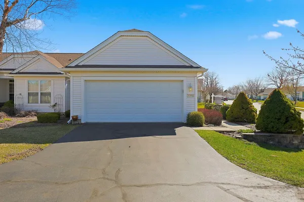 $334,900 | 12994 Patriot Way, Huntley, IL 60142