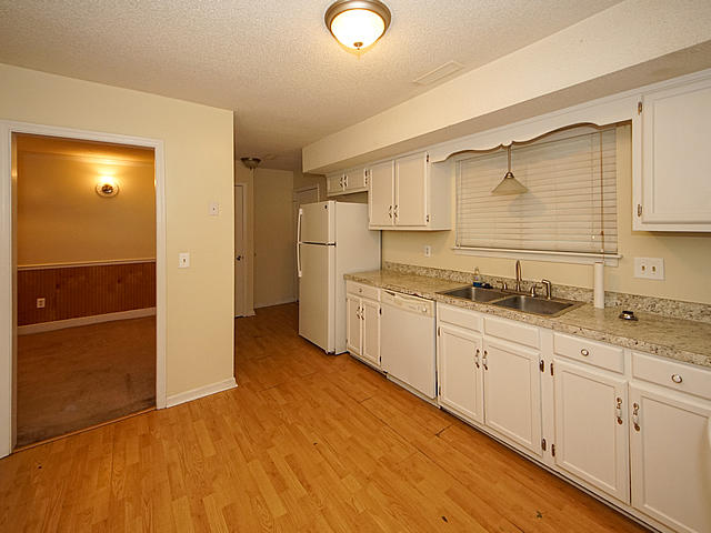 129 State Rd S-8-922 Moncks Corner, SC 29461 - Photo 8 of 21