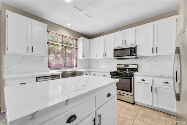 $645,000 | 42116 Orange Blossom Drive, Temecula, CA 92591