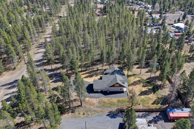 52633 Skidgel Road La Pine, OR 97739 - Photo 24 of 27 52633 Skidgel Road-24