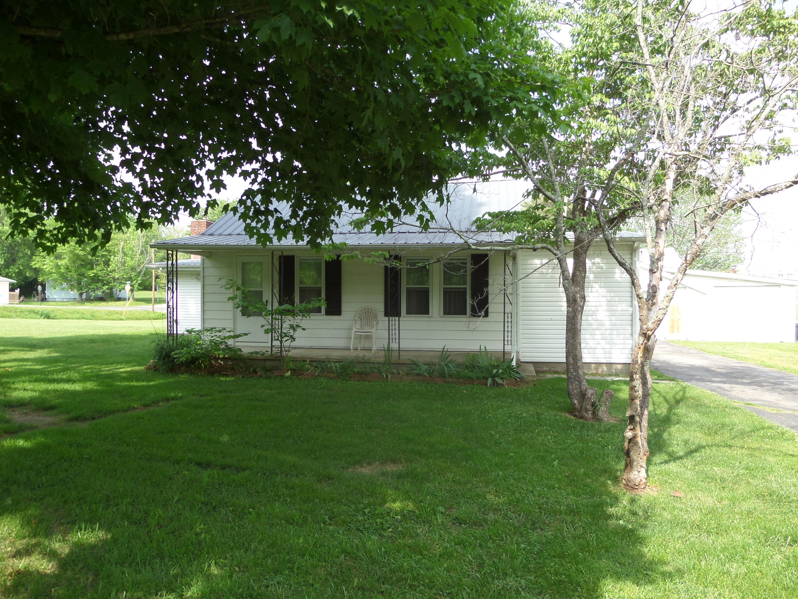 135 Old Mail Road Crossville, TN 38555 - Photo 14 of 15 Outside