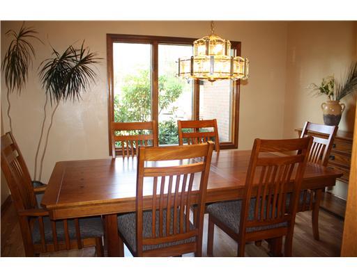 2013 Scheffel Road Franklin Park, PA 15237 - Photo 11 of 16 Dining Room.