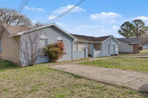$214,900 | 51 Carolane Drive, Jackson, TN 38305