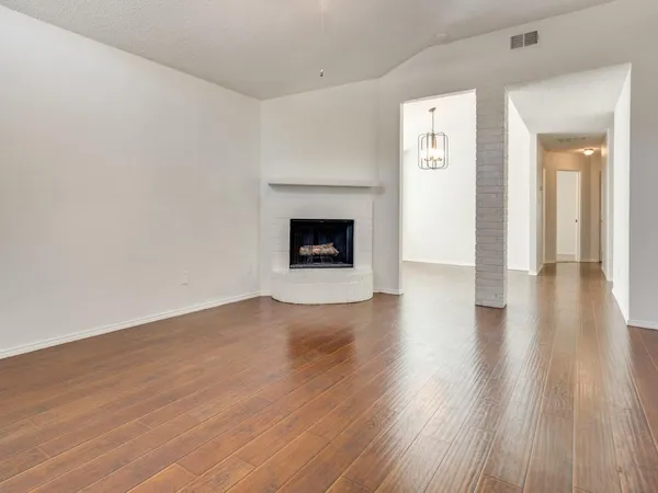 $1,895 | 10917 Hornby Street, Fort Worth, TX 76108