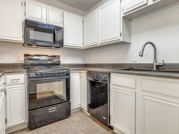 $1,895 | 10917 Hornby Street, Fort Worth, TX 76108