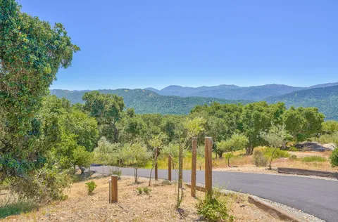 $1,925,000 | 31485 Vía Las Rosas, Carmel Valley, CA 93924