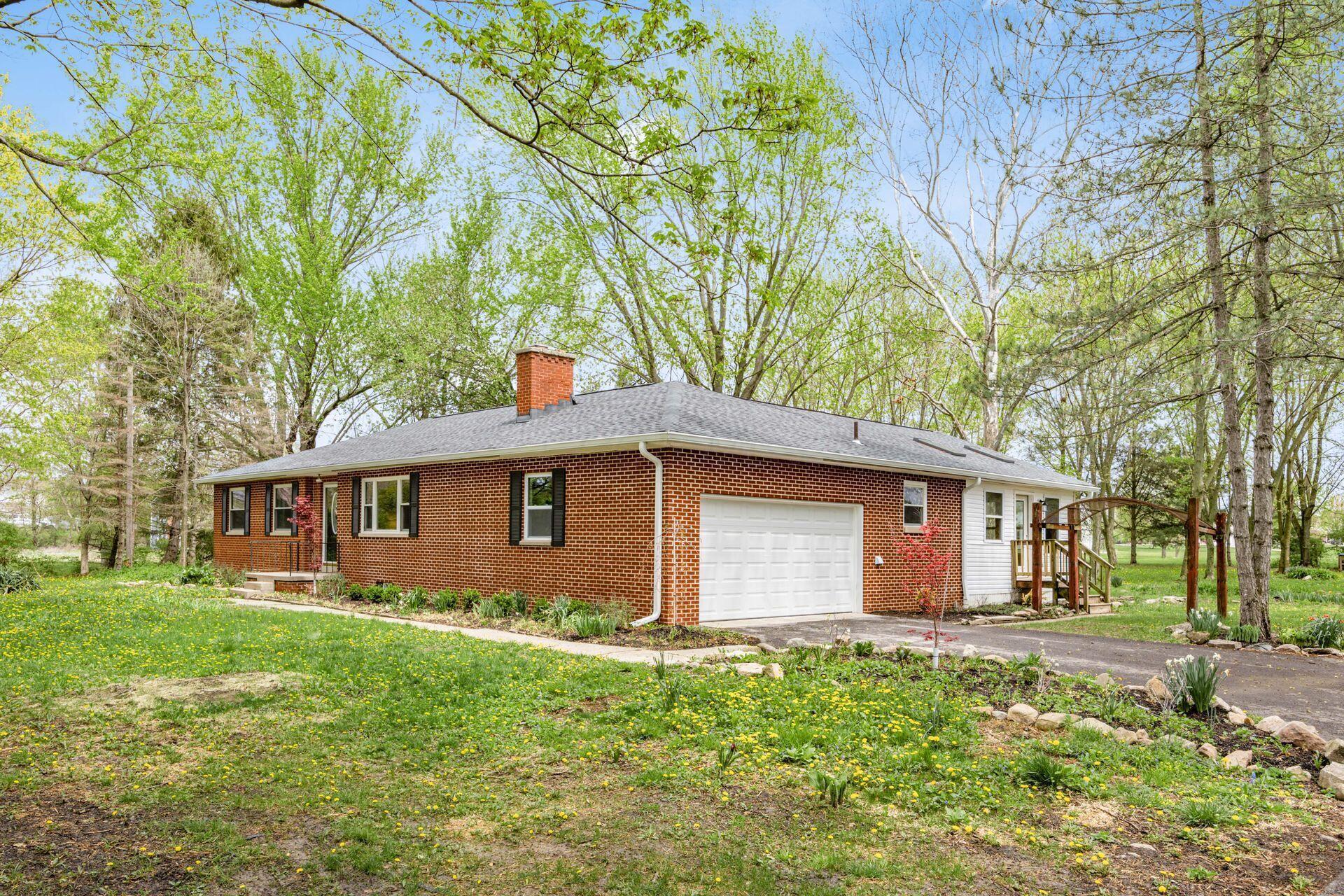 6517 South Section Line Road Delaware, OH 43015 - Photo 5 of 44 Exterior Front