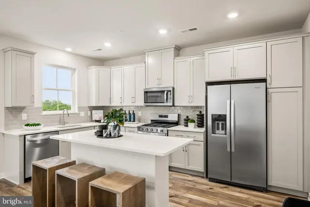 $452,980 | 826 Graphite Drive, Phoenixville, PA 19460