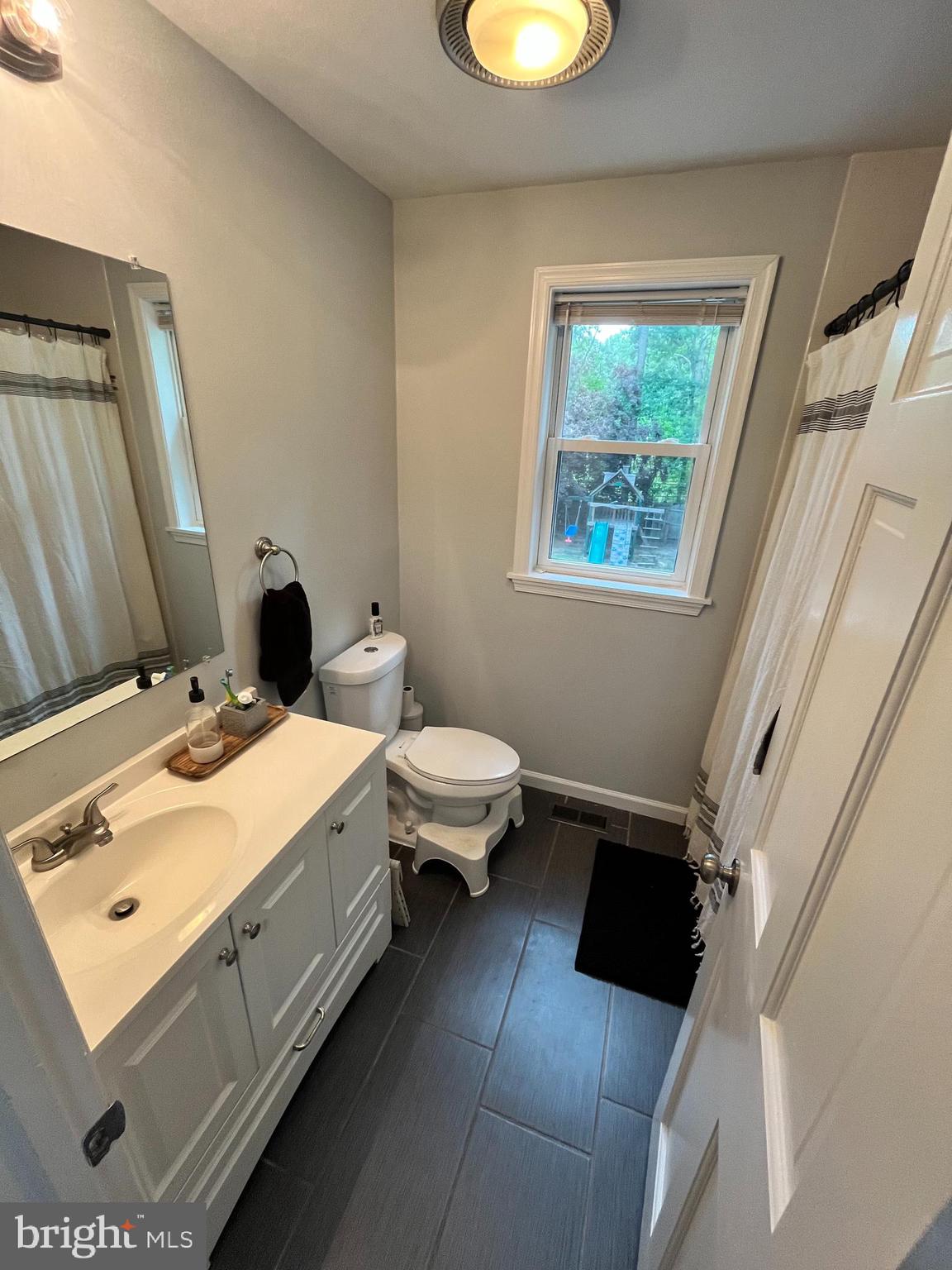 53 Blue Anchor Road Sicklerville, NJ 08081 - Photo 14 of 23 Full Bath