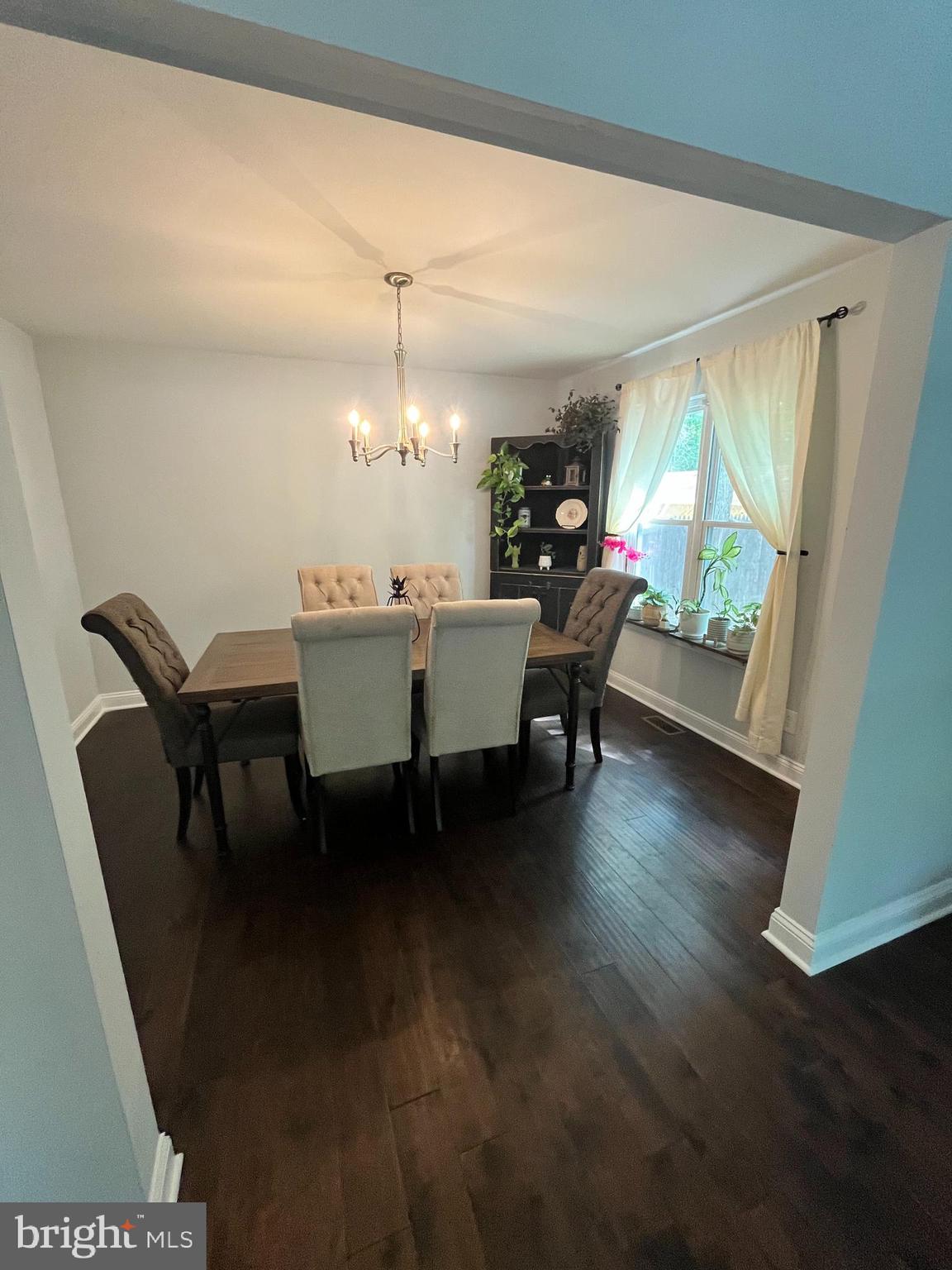 53 Blue Anchor Road Sicklerville, NJ 08081 - Photo 8 of 23 Dining Room