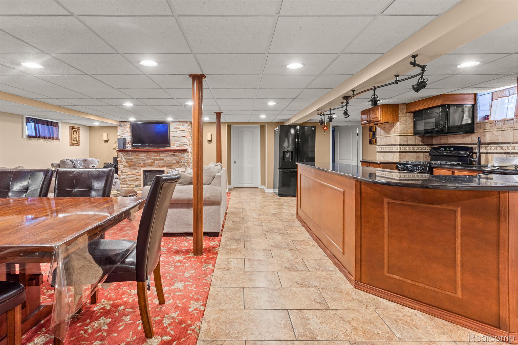 7803 Miller Road Dearborn, MI 48126 - Photo 37 of 49 Gallery Image 37