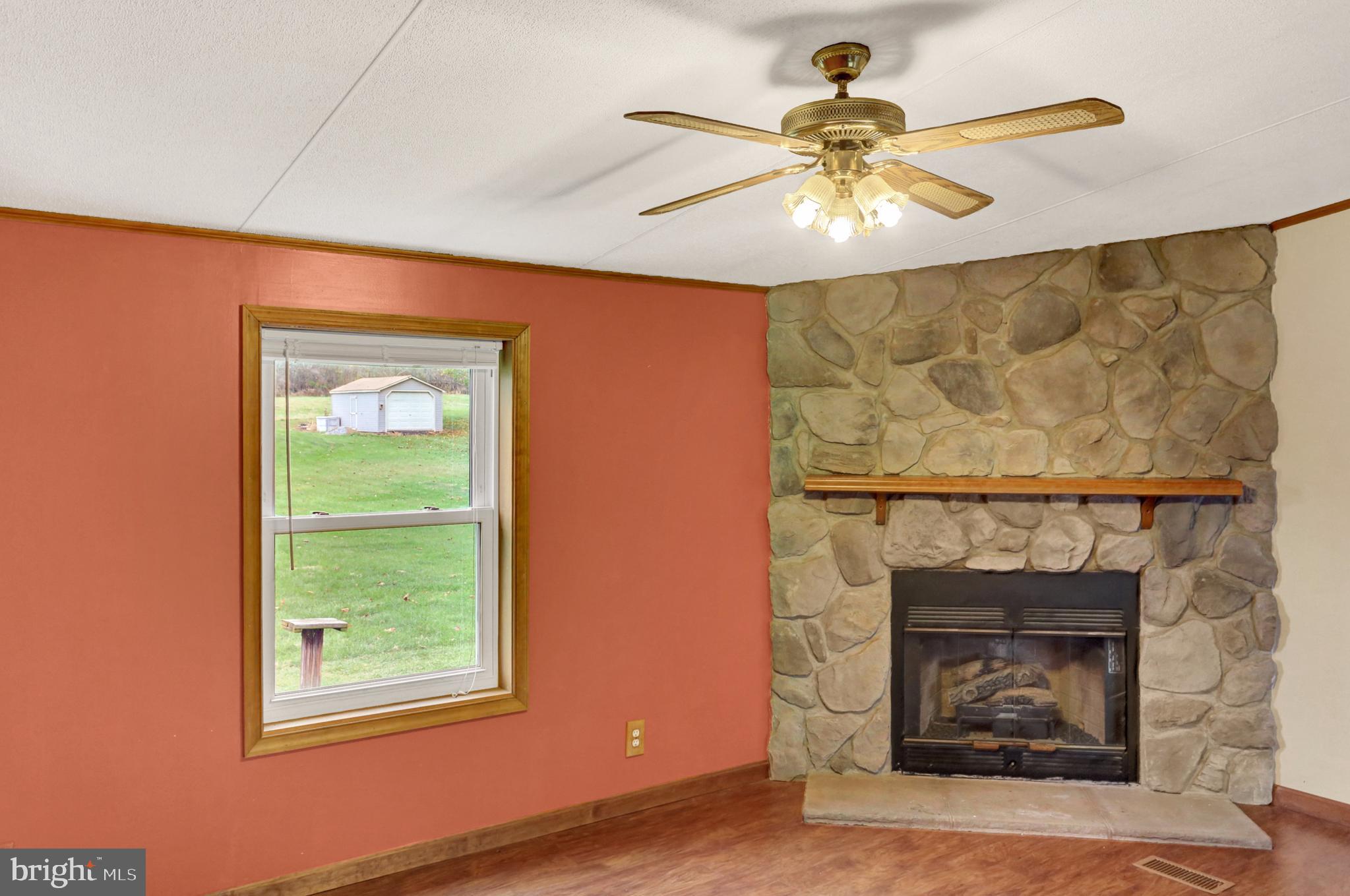 40 Central View Road Dillsburg, PA 17019 - Photo 4 of 34 Gallery Image 4