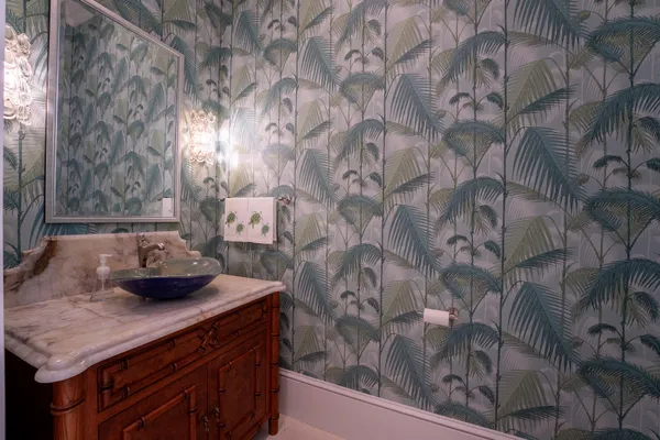 $6,200,000 | 42 Cannon Royal Drive, Key West, FL 33040