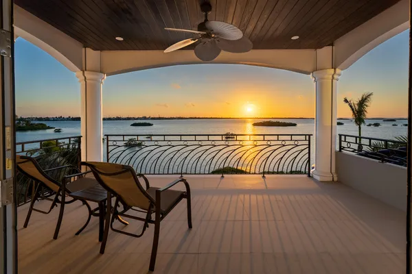 $6,200,000 | 42 Cannon Royal Drive, Key West, FL 33040