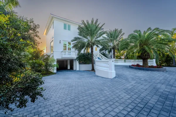 $6,200,000 | 42 Cannon Royal Drive, Key West, FL 33040