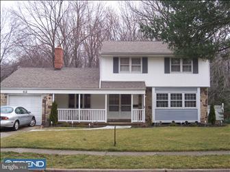 112 Chatham Road Mount Laurel, NJ 08054 - Photo 1 of 5 Exterior Front