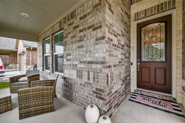 a view of an outdoor space