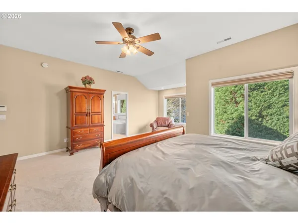 $1,099,000 | 2530 Beacon Hill Drive, West Linn, OR 97068